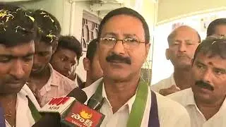TDP Leaders joins YSRCP in presence of party MLA Kolagatla Veerabhadra Swamy