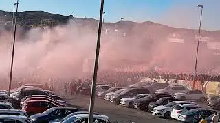 Llegada del autob&uacute;s del Real Murcia