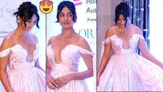 Mrunal Thakur STUNNING Looks  At Global Spa Wellness Award 2022 | Mrunal Thakur Latest Videos | FL