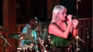 Kristen Stehr - Walk Away Clean - Live 2012