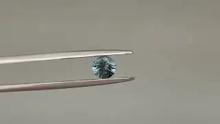 Bluegreen Montana Sapphire - Cross of Light&reg; 1.09 Carats
