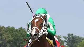 Emisael Jaramillo ganando de punta a punta una carrera clásica en Saratoga. Adirondack G3 