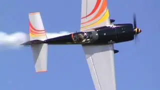 Patty Wagstaff Extra 300 Aerobatics