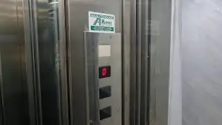 2010's Rossi roped hydraulic elevator@Savaris Restaurant, Teverola, Italy