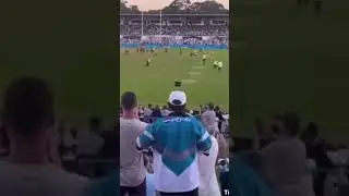 Streaker drops security guard 😤💪😂