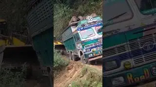 Brave Truck Driver from Nepal 🇳🇵