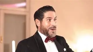 Clemens Unterreiner singt 
