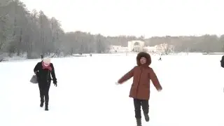 Snow-capped Moscow: Kuzminsky Park