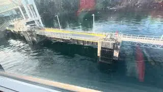 Pulling into Victoria 