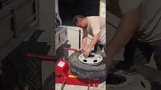 The Ultimate Tyre Changing Machine Demo You MUST See