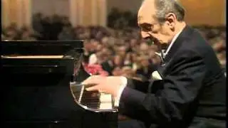 Vladimir Horowitz plays Chopin 