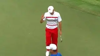 Sergio Garcia holes a 38-foot birdie chip from fringe at TOUR Championship