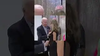Biden Kisses His 18YO Granddaughter 💋😘😲