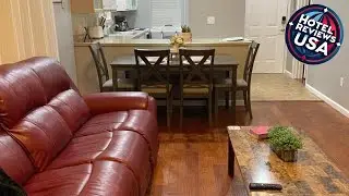 Penthouse suite at Holiday Hills Book today | Branson (MO), United States | Hotel Review 🛏️
