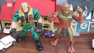 1998 Hasbro Small Soldiers Action Figure Review - Chip Hazard, Commando Elite + Archer, Gorgonites