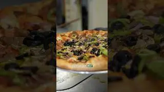 Our supreme pizza is LOADED with fresh ingredients 🍅🧀 #pizzafoodies #bestpizza #sanantonio