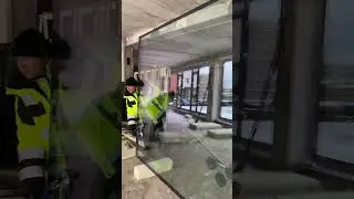 Heavy Glass Elegance: Installing Weighty Window Panes | Logu montāža BGI.LV #riga #latvija