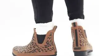 | Shuperb&trade; Joules WELLIBOB Ladies Rubber Short Wellies Tan Leopard