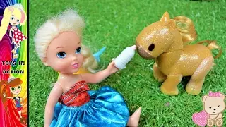 Anna and Elsa Toddlers at Barbie Farm Stable Horse New Pony #2 Chicks Dolls Toys In Action Elsia