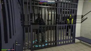 stikker af fra politiet