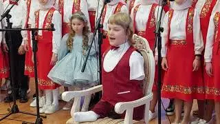 Поздравление детей на Рождество, в детском доме при Банченском Монастыре 08.01.2022