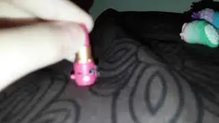Tali reviews:New Shopkins Season 10 Mini Packs Lippy Lips (rereleased Season 1 shopkin)