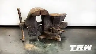 Restoring a Unique Anvil / Vise Combo Tool