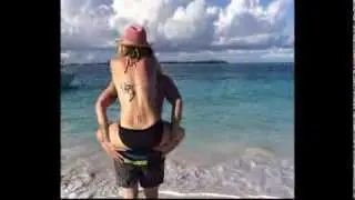 Kaley Cuoco Shares Postcards Of Romantic Bahamas Trip With Fiance Ryan Sweeting