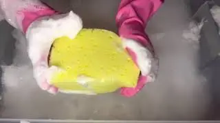 SQUEALY CLEAN RINSE OF BIG RED AND FRIENDS. ASMR #spongesqueezing #asmrrinse
