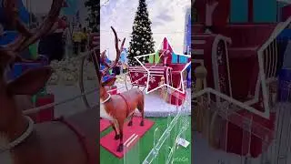 It&rsquo;s #dubai #today #christmas #emirates #flight #decoration #amazing #shorts