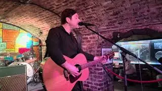 Time of your Life - Green Day - cover by Scott Beckett (short clip)