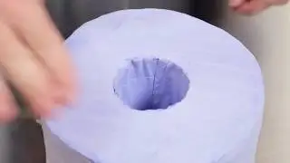 How To Remove The Core From A Centrefeed Roll - Nisbets