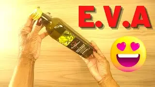 UMA LINDA IDEIA DE DECORAÇÃO COM GARRAFA DE VIDRO E E.V.A