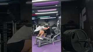Sentadilla perfecta en m&aacute;quina #legdayworkout #coachonline #glutesworkout #gluteosfirmes #legday