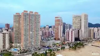 Entre o Céu e o Mar | Um Voo Livre em Silêncio e Liberdade #voo #litoralsp #drone #praiagrande