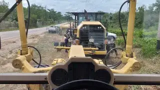 METHOD OF ROAD WORK WITH LIME USING HEAVY EQUIPMENT