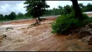 FLOOD IN PADAPAHAR VILLAGE 25/07/17 Road Blocked