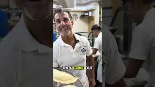 The owner of KRISPY PIZZA making CHEESE CALZONE! 💯💪🏼🍕