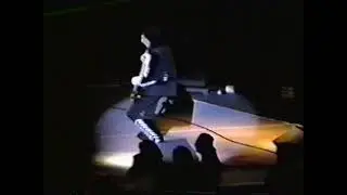 Black Sabbath - Rob Halford - Symptom of the Universe (Live 15 November 1992)