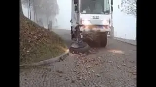 Balayeuse Aspiro-Chargeuse Dulevo 5000 (Br&ecirc;me - ENO) / Street Sweeper, Veegmachine, Balai de Rue