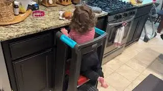 Simplay3 Toddler Tower Childrens Step Stool and Base with Three Adjustable Heights Review
