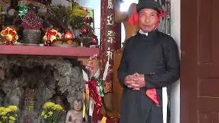 Đền bà chúa bống .cả xóm  bống làm tất niên tại đền ,nhiều món ngon