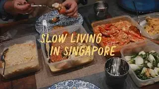 Slow living in Singapore: chilli crab, chicken rice, muffins and grocery shopping 🦀🍗🍚
