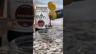 ✨How-To Measure Sticky Ingredients #shorts #food