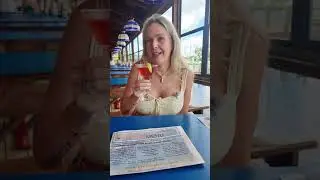 I can't believe I waited this long to try Phillippi Creek 🦪 #SarasotaVlog #OysterBar