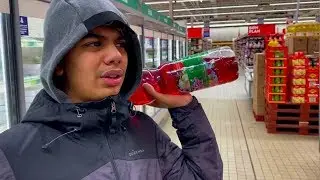 MOMO DOIT VIVRE AVEC 5€ PENDANT 24H