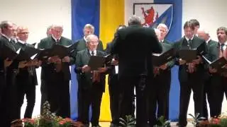 Hoch Dir edler G&ouml;ttertrank - Perschlingtaler S&auml;ngerrunde