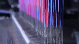 Decorative metal wire mesh weaving machine