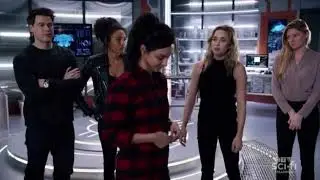 Zari Tomaz bids goodbye to the Legends | Legends of Tomorrow 05x15