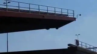 Brug A9 Schiphol Oost nog eens van dichtbij. (2) BOEM !!!